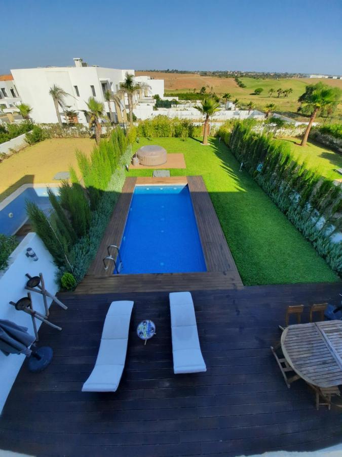 Superbe Villa Avec Piscine Plages Des Nations Rabat Exterior foto